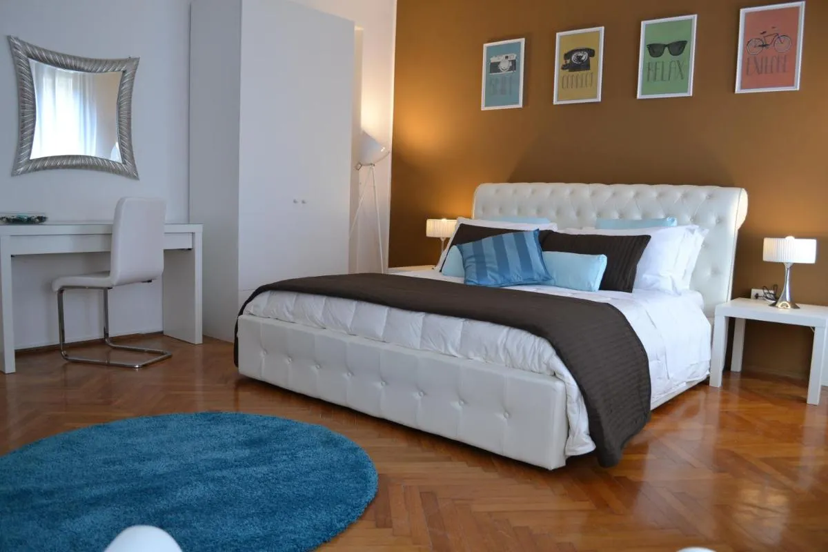 Image 6 of Rio Venice