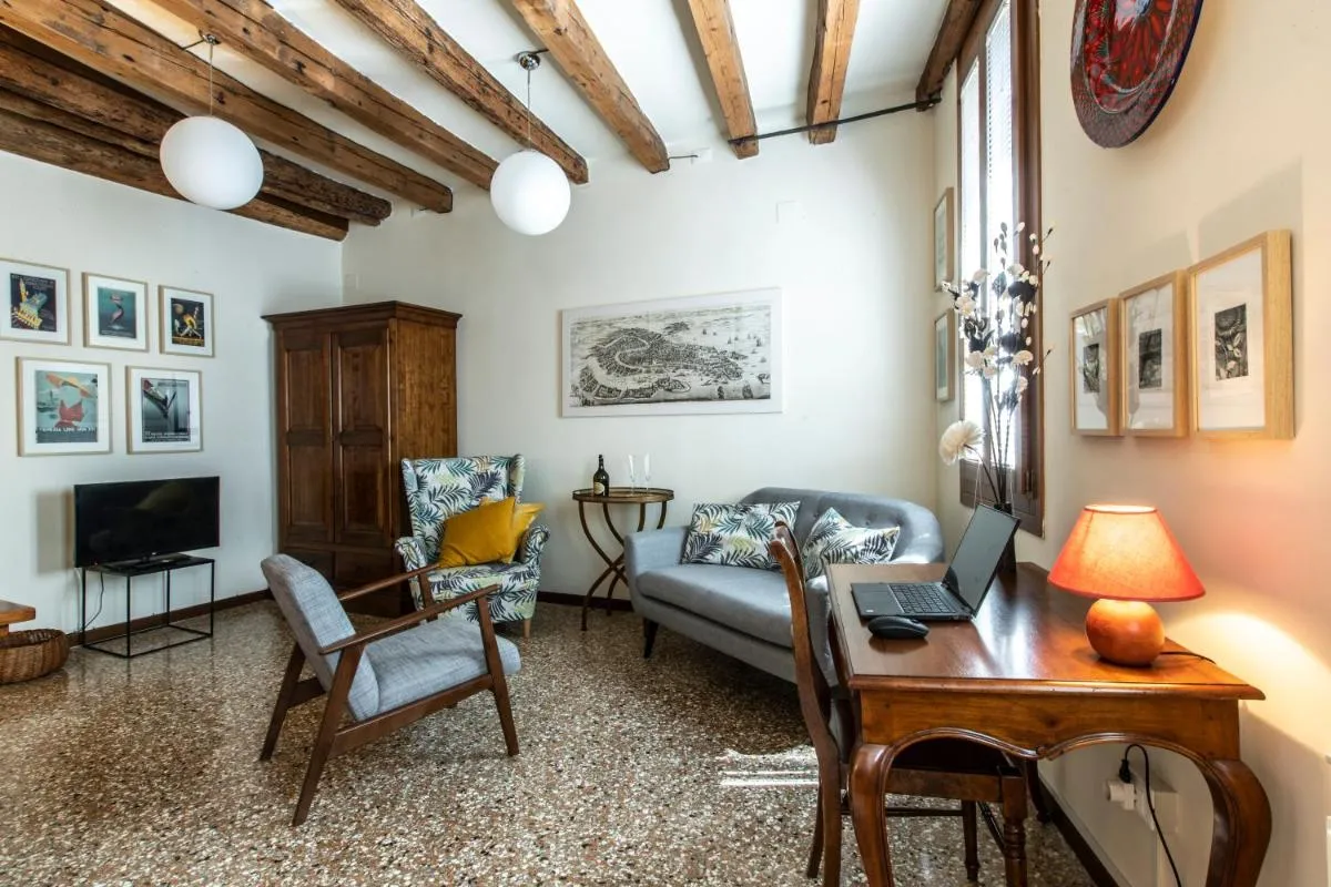 Image 3 of Riva De Biasio Charming Apartment