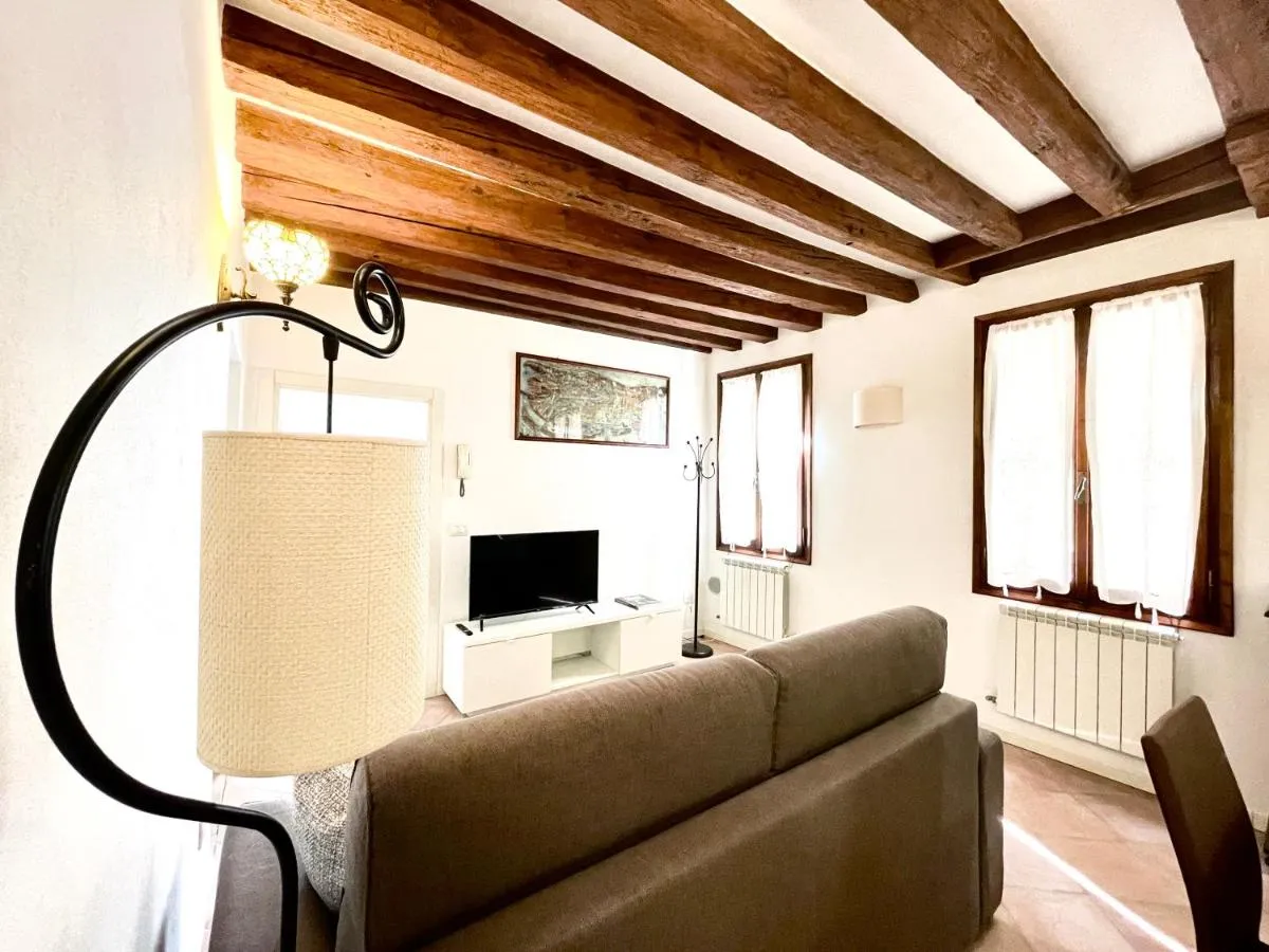 Image 4 of Rossini Apartment