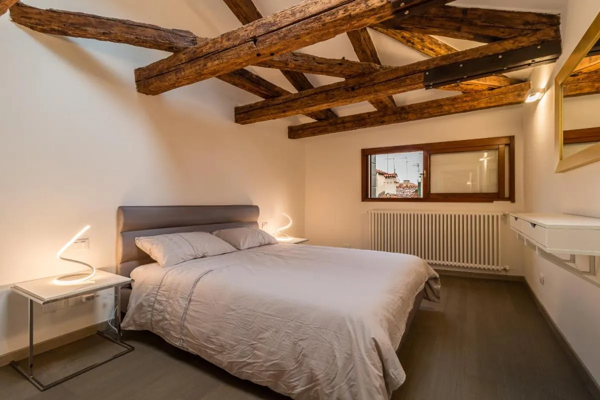 Image 1 of SAINT MARK’S BASILICA @200 meters