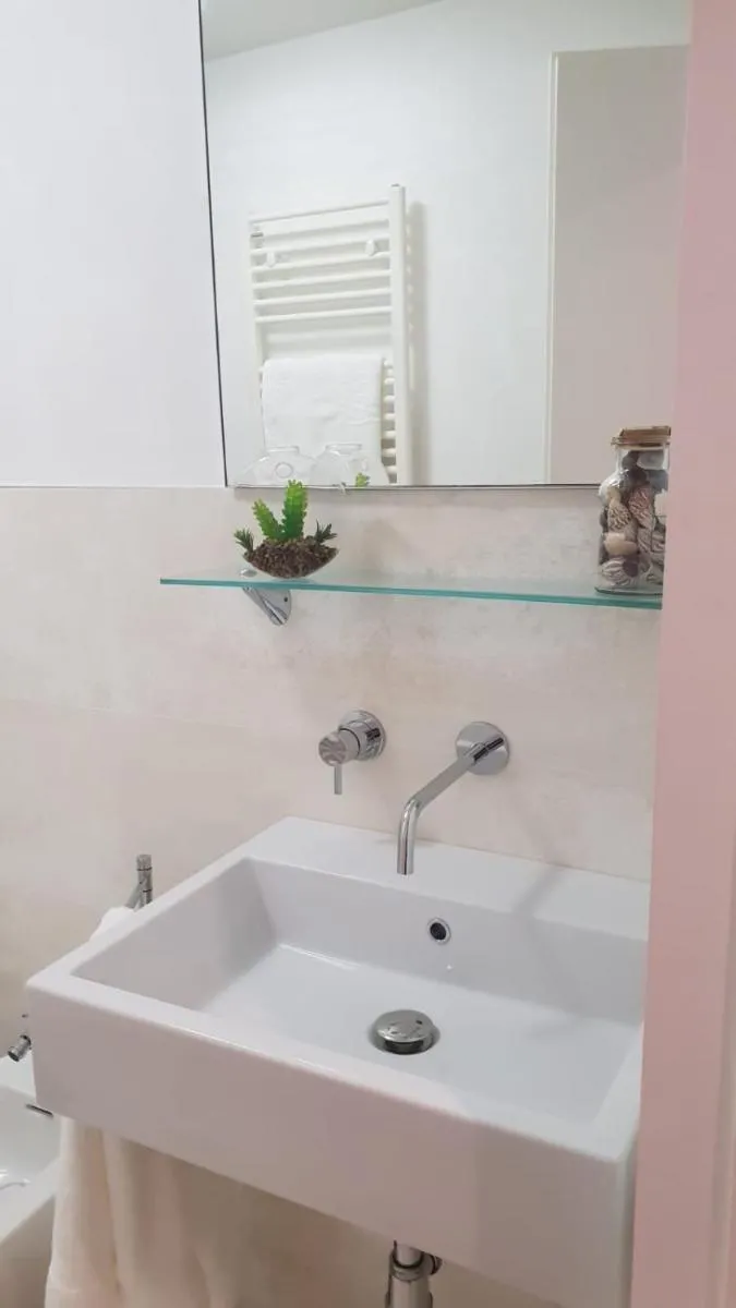 Image 5 of SNC1018 MODERN BOUTIQUE APARTMENT