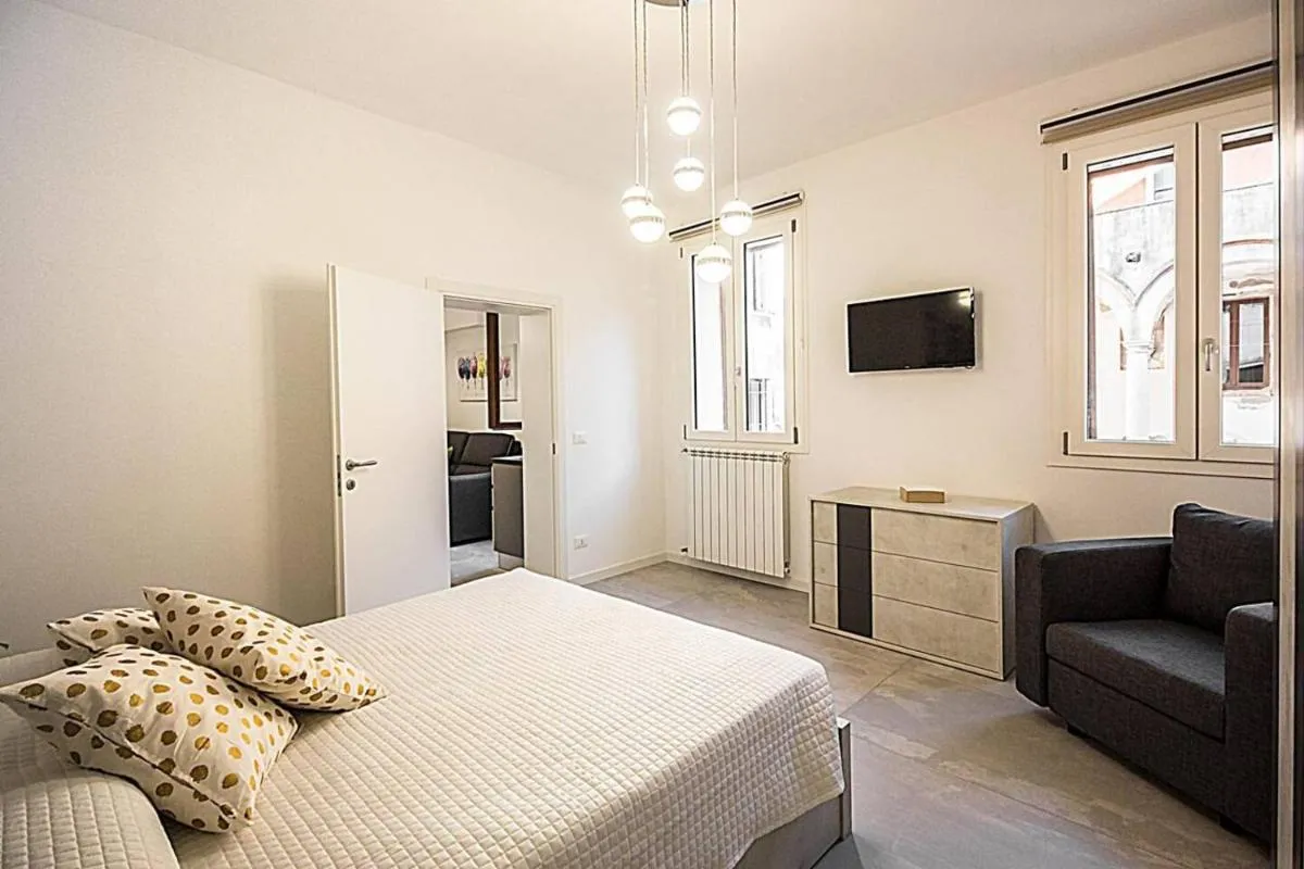 Image 1 of SUITE CA’ DELLA TANA