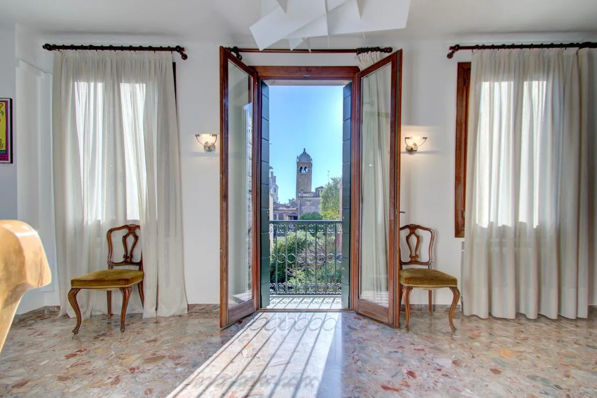 Image 1 of SUNNY Ghetto CANALVIEW