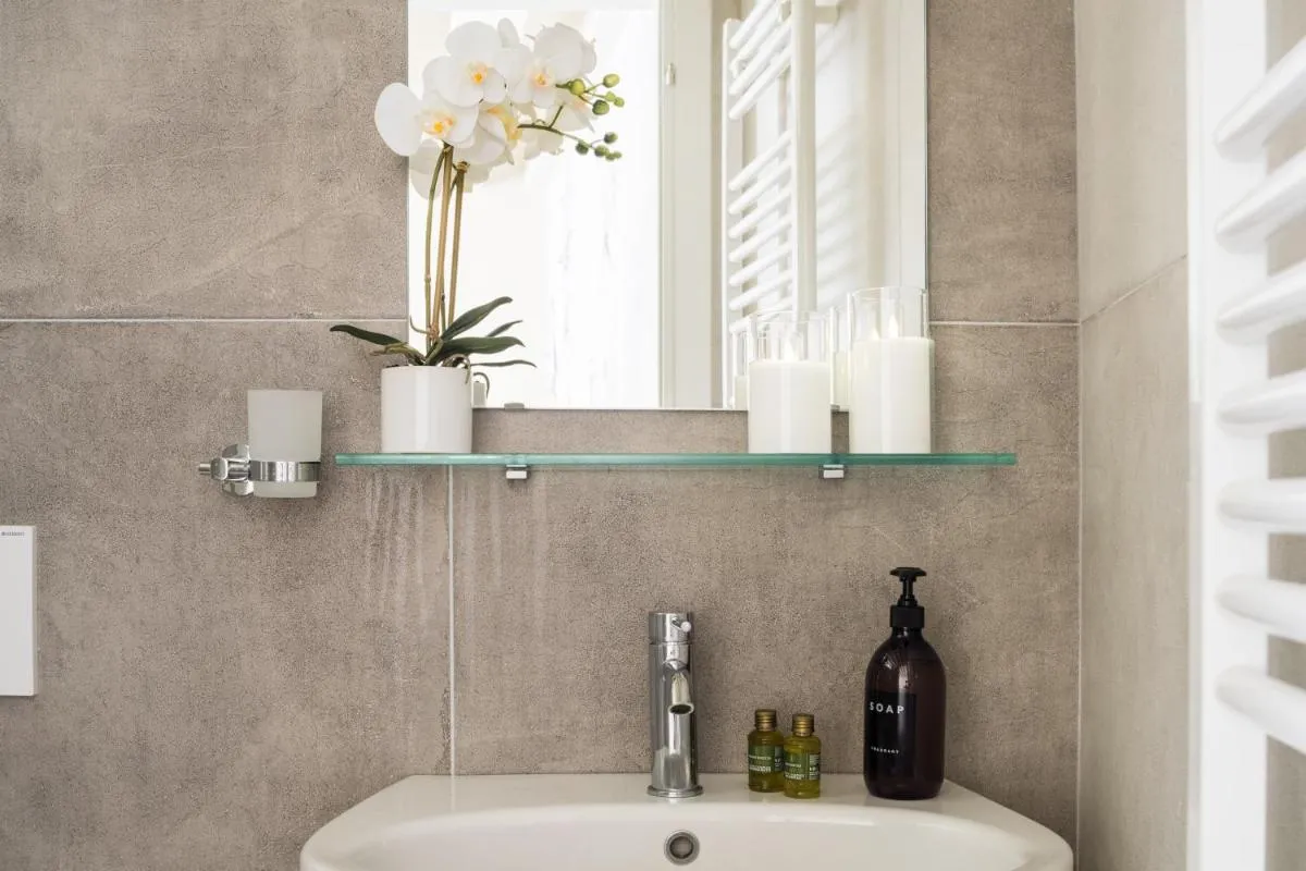 Image 2 of San Giovanni e Paolo Canal View Apartment R&R