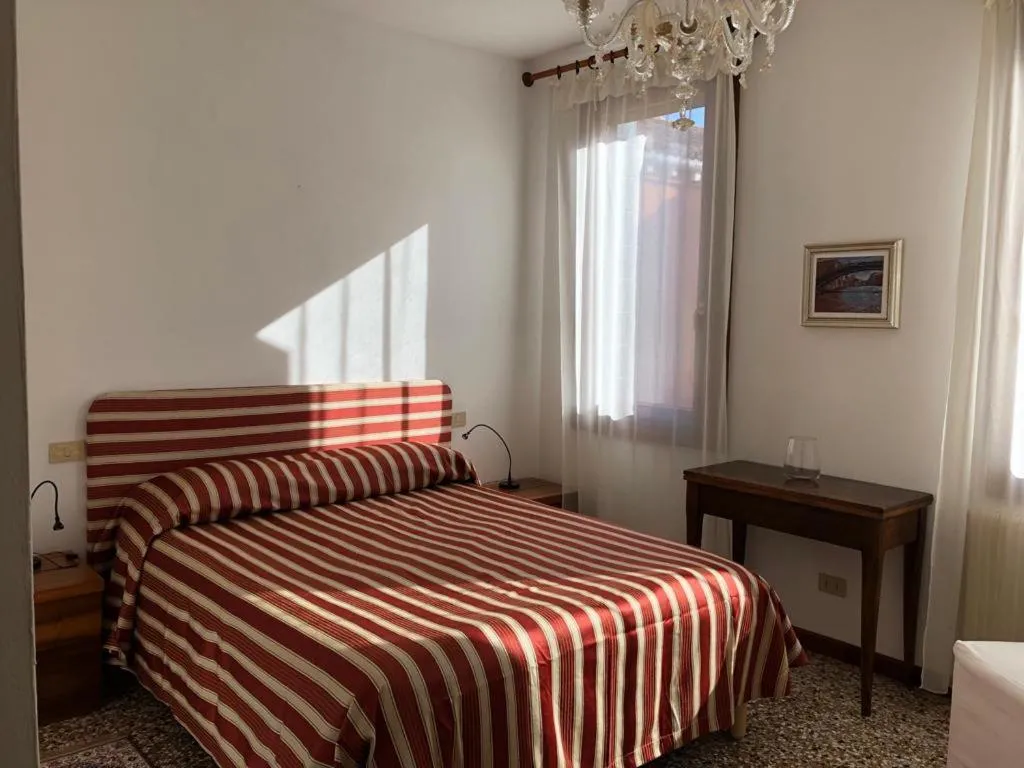 Image 1 of San Lorenzo Garden