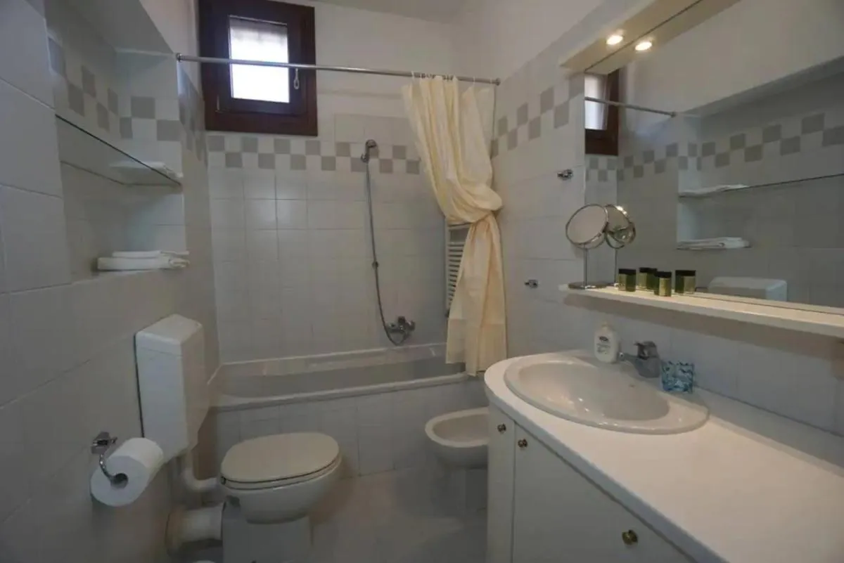 Image 6 of San Lorenzo Garden