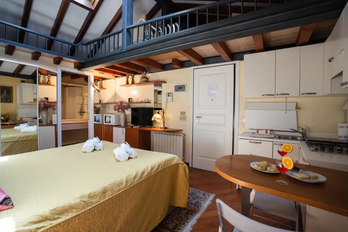 Image 3 of San Marco Apartments