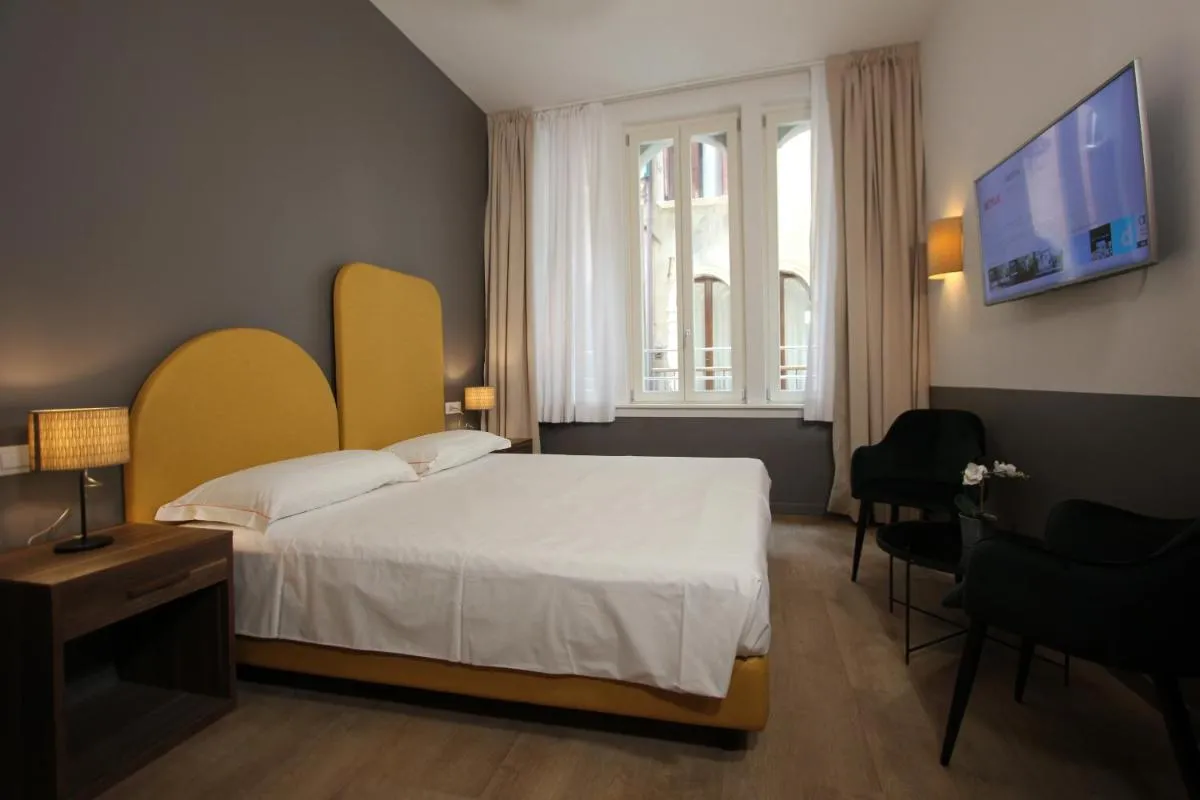 Image 6 of San Marco Gallery