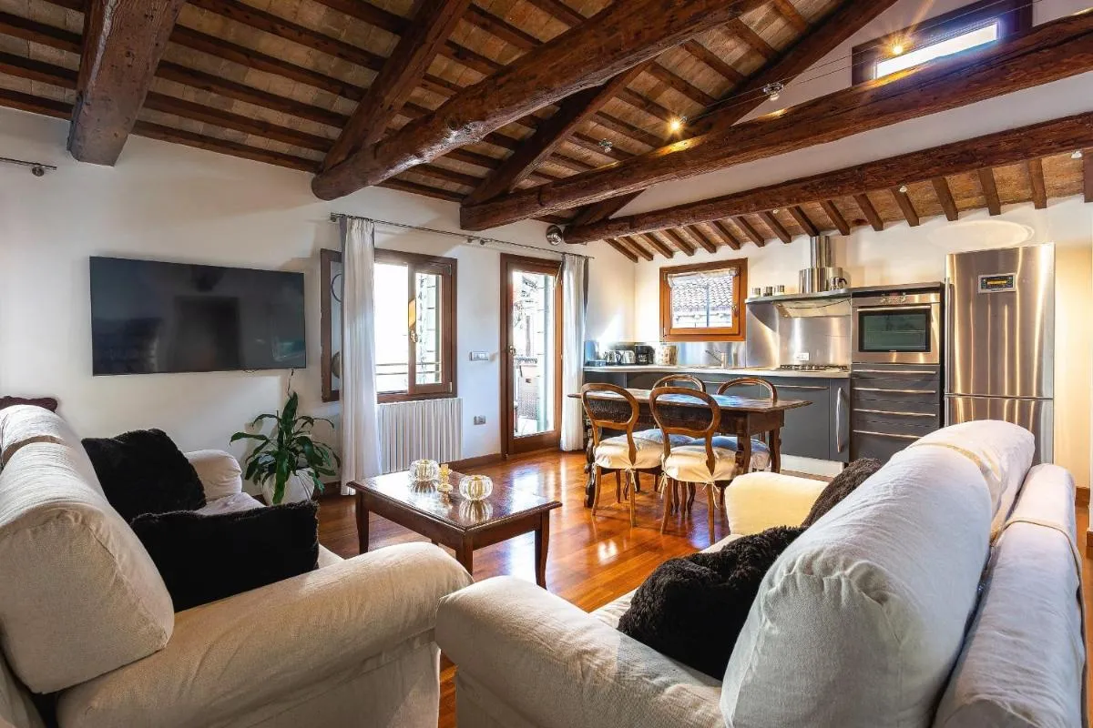 Image 3 of San Marco Luxury Loft with Terrace