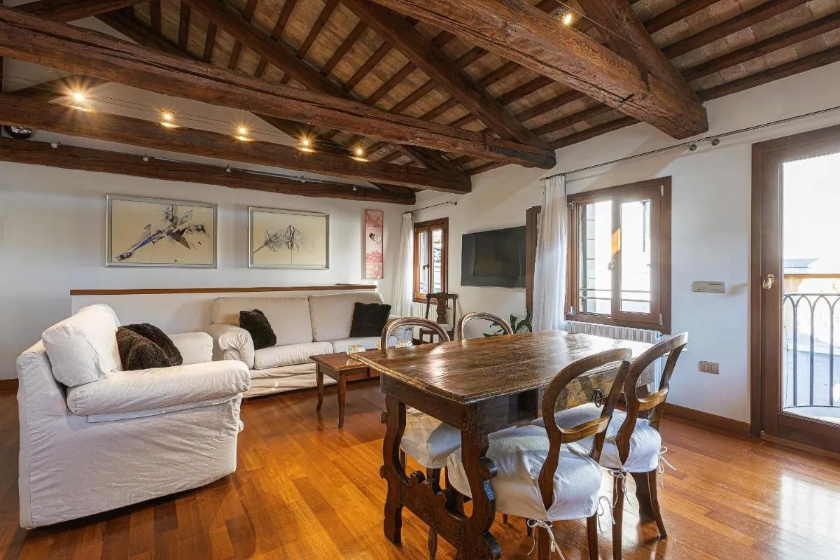 Image 4 of San Marco Luxury Loft with Terrace