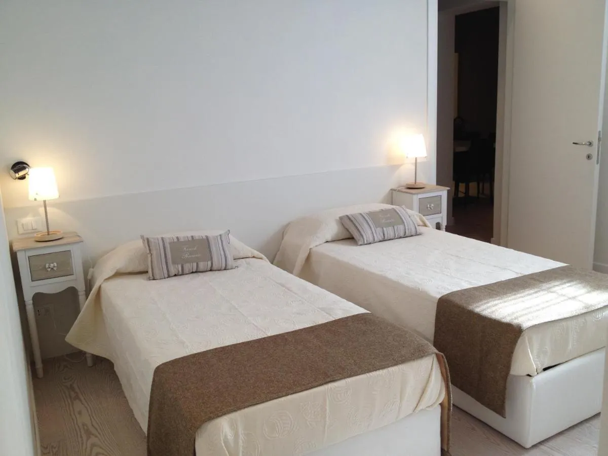 Image 6 of San Marco White Apartment