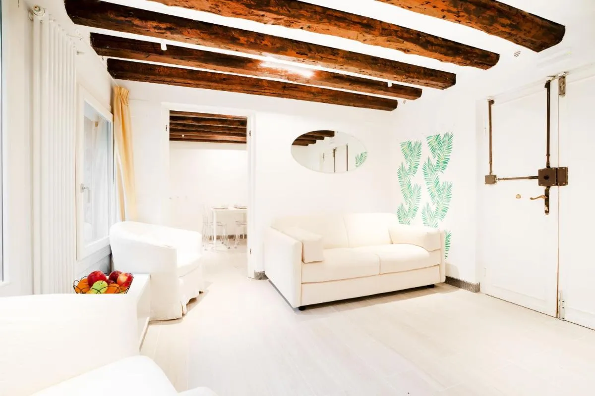 Image 6 of San Marco intero appartamento per due