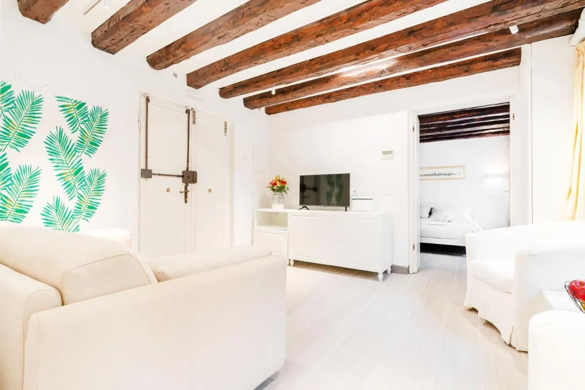 Image 3 of San Marco intero appartamento per due