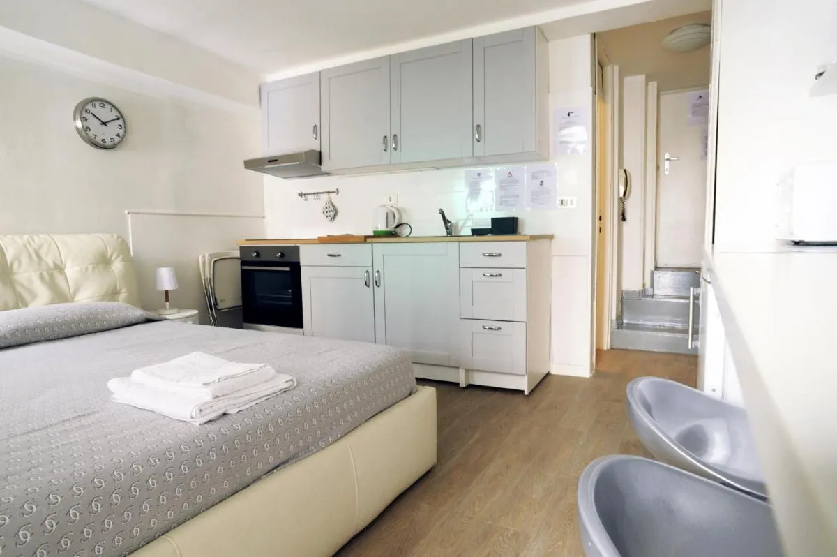 Image 3 of San Polo 1948 Venice Centre