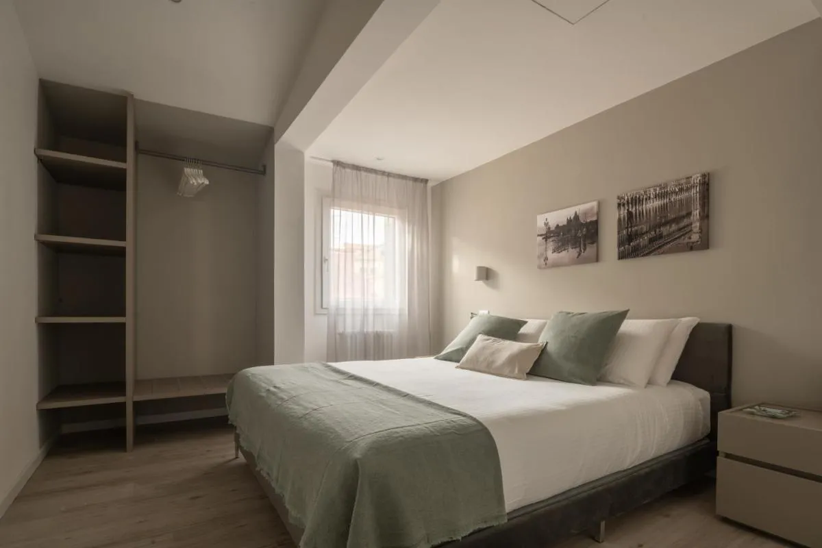 Image 1 of Sant’Aponal Cozy Apartment with Balcony R&R