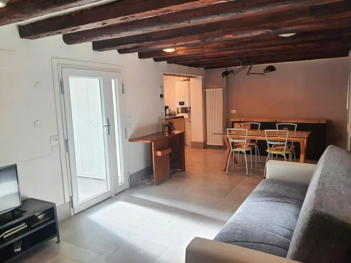 Image 3 of Santa Marghe House