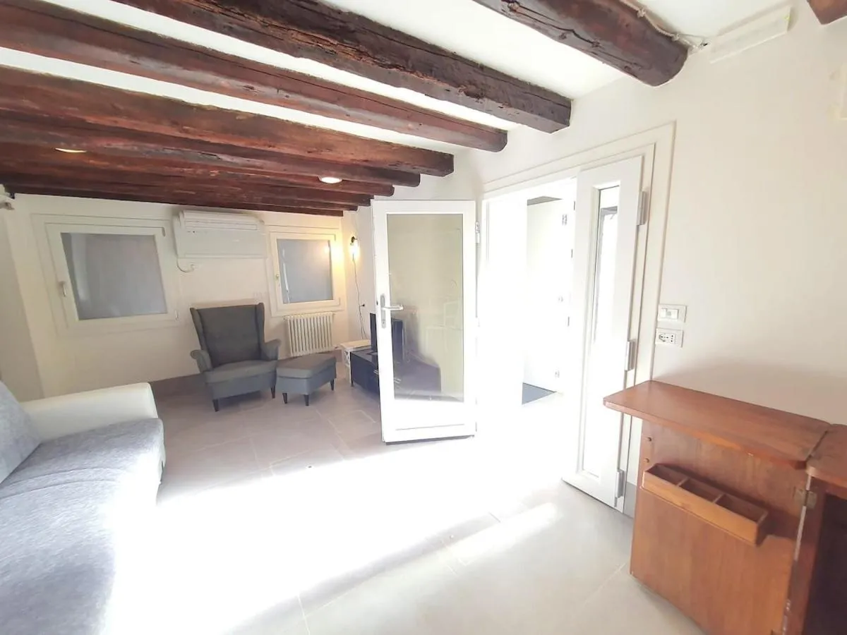 Image 4 of Santa Marghe House