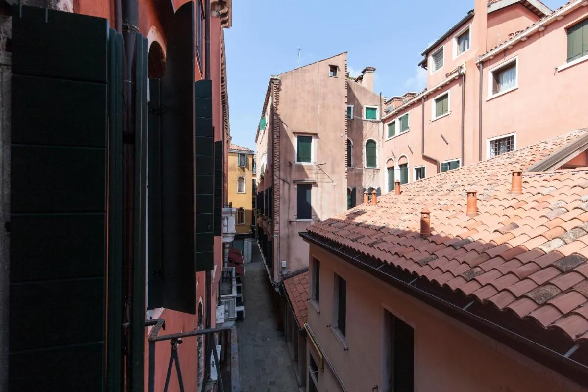 Image 6 of Simon’ Secret