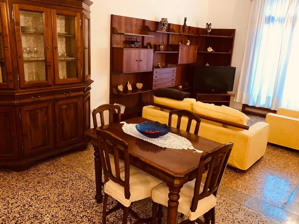 Image 2 of Stefano’s sweet home