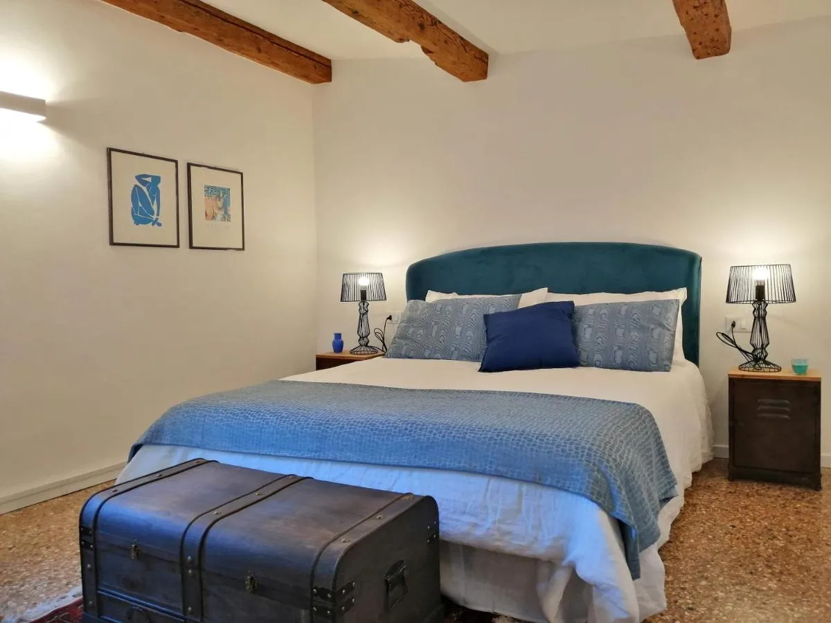 Image 1 of Stefany’s Home Venice Apartment