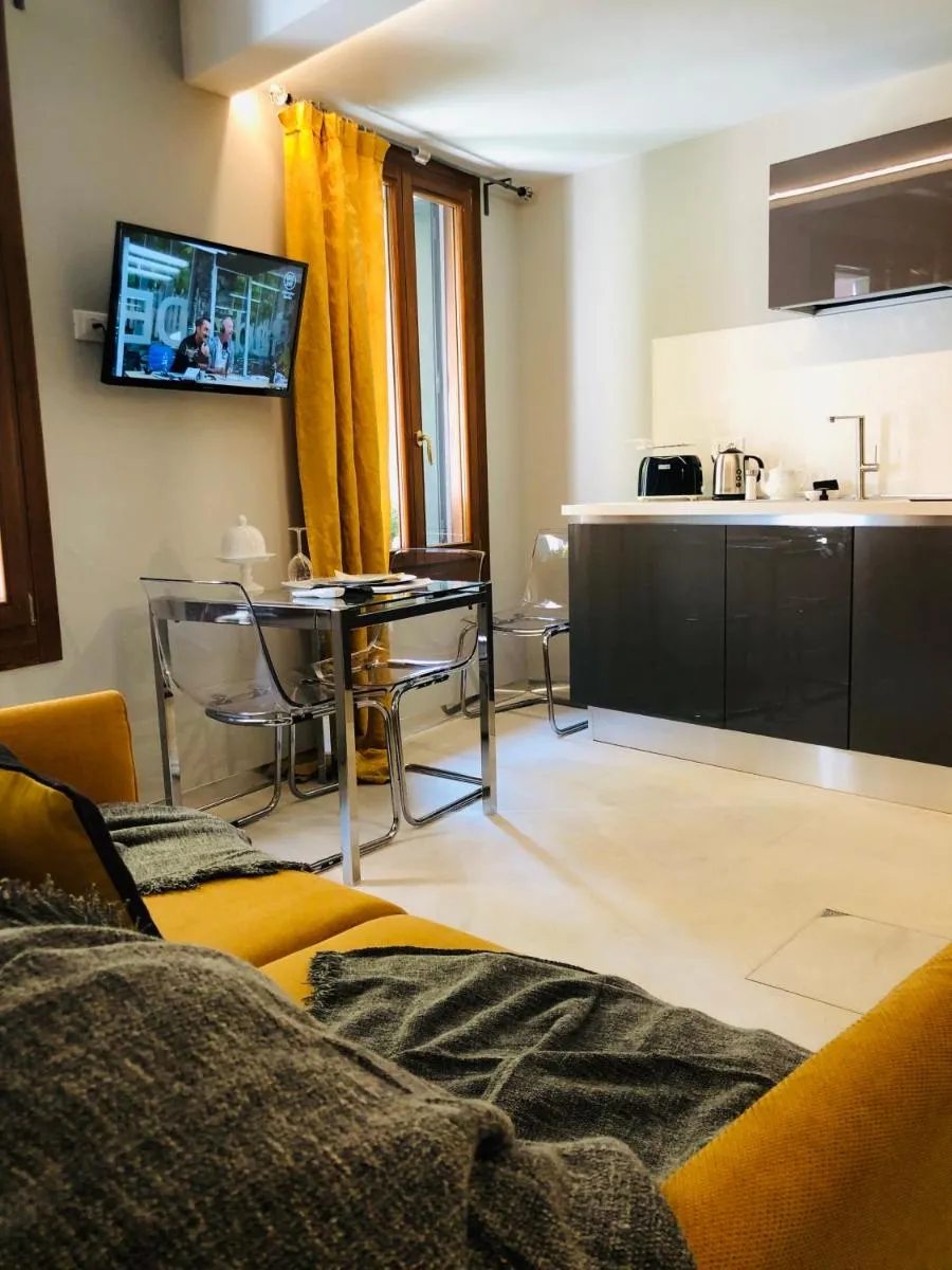 Image 5 of Suite Dream on the River