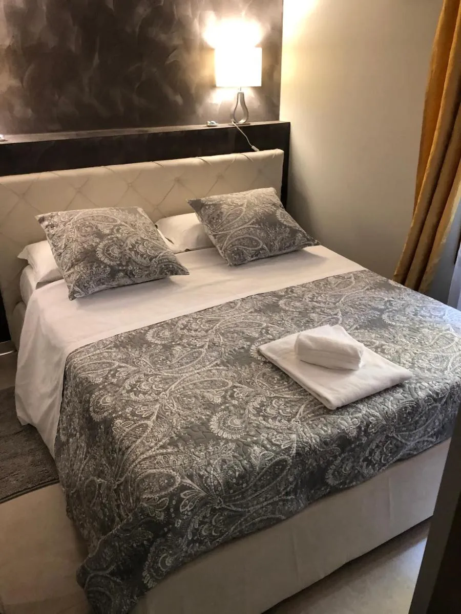 Image 4 of Suite Dream on the River