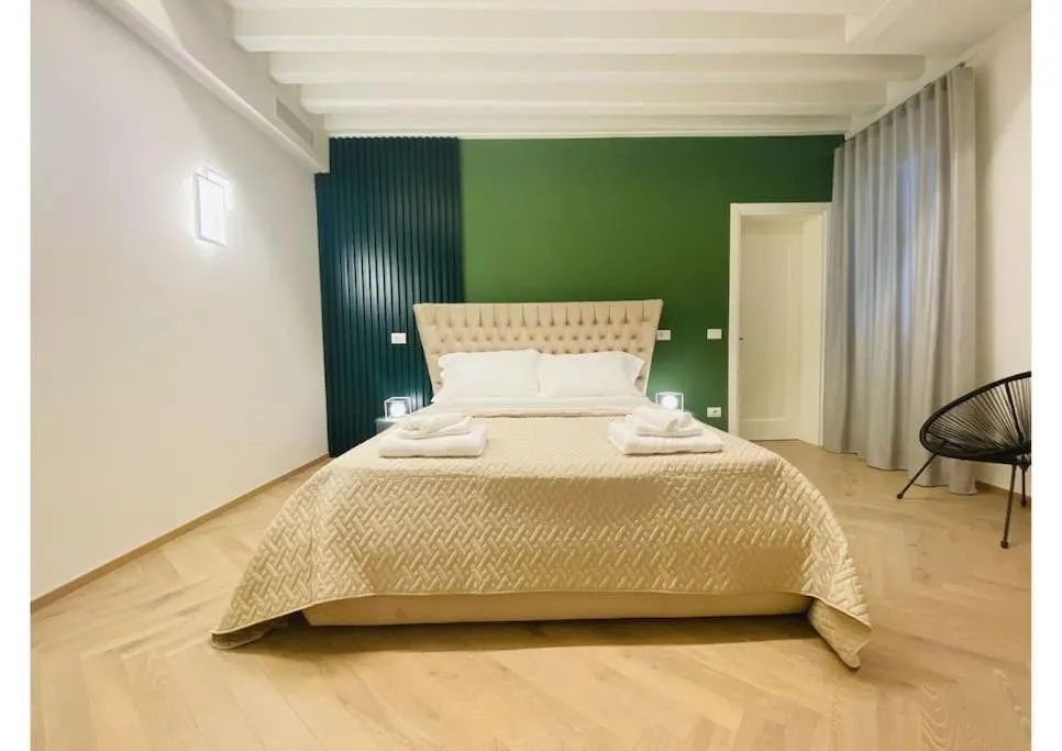 Image of Sweet Time Venice, Luxury San Marco Frezzaria apt!