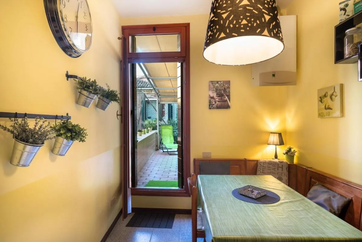 Image 2 of Terrazzina – Romantic Pied A Terre at the heart of Cannaregio district