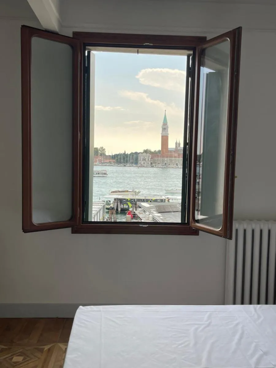 Image 2 of The B Collection – San Marco Riva schiavoni