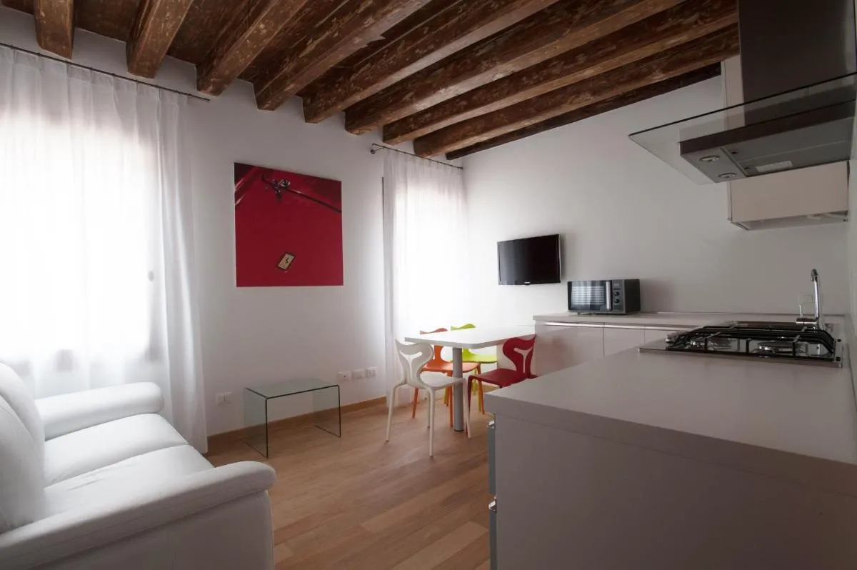 Image 3 of The Lion’s House APT1