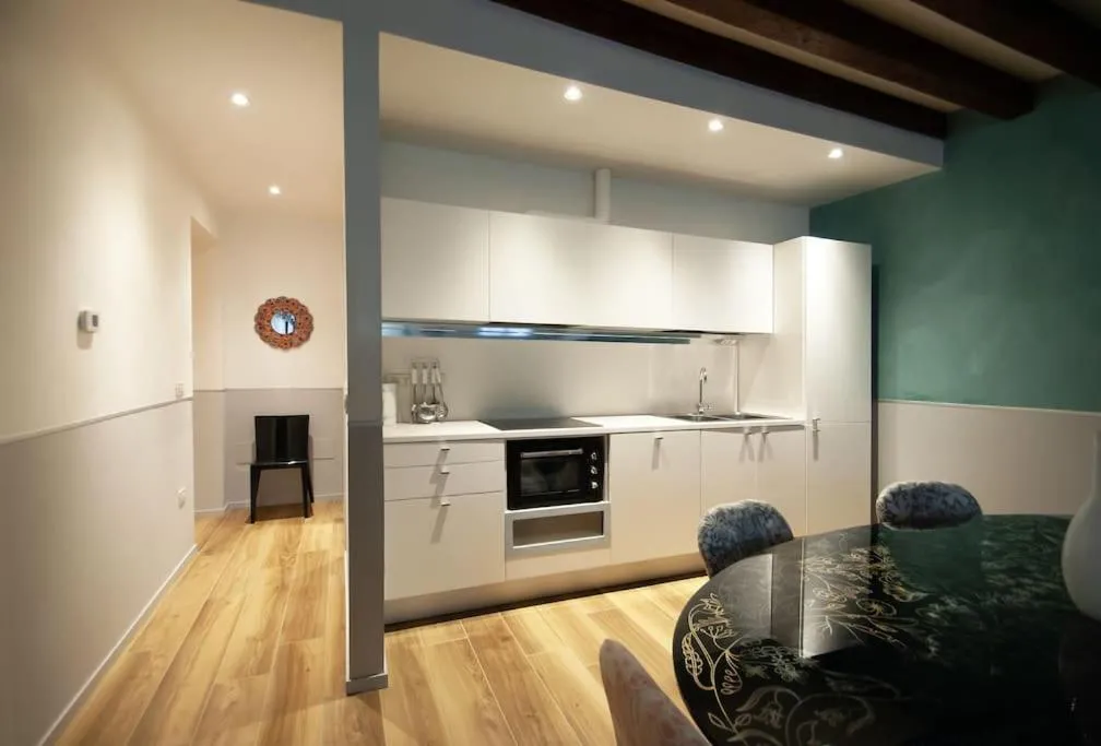 Image 3 of The Lovers’ Loft