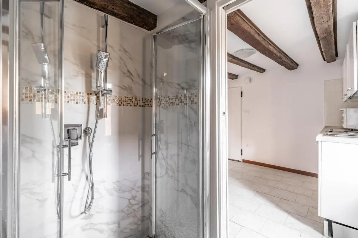 Image 2 of The Venice Red Door Apartment