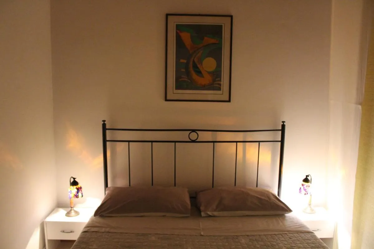 Image 6 of Tre Archi Garden Apartment