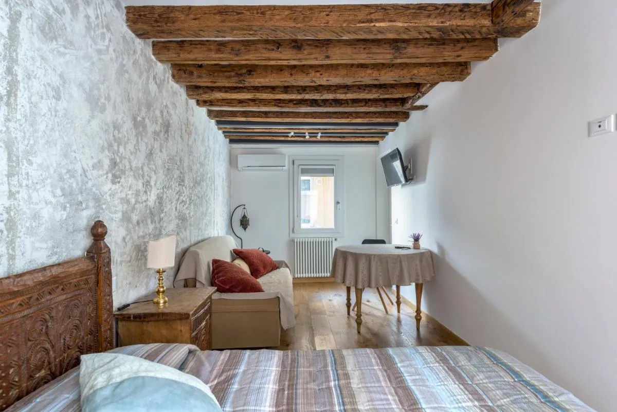 Image 2 of Tre Elementi, Guest House Close the Grand Canal