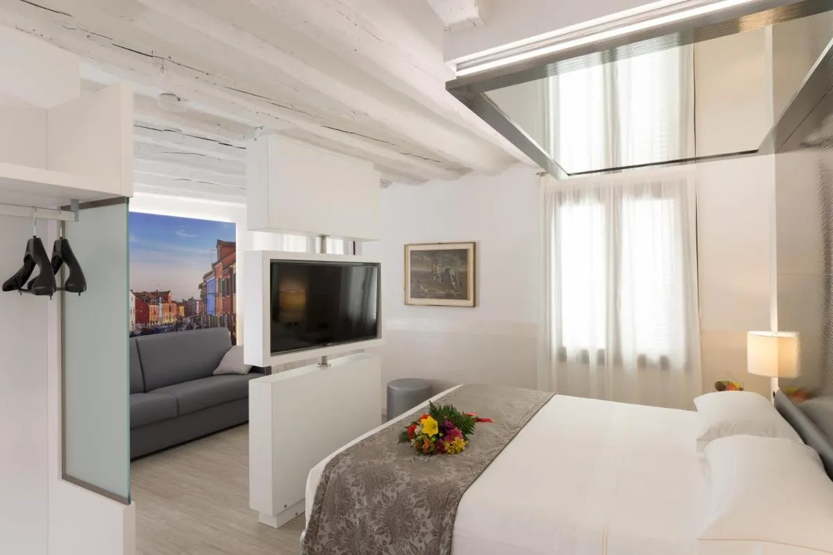 Image 1 of UNAHOTELS Ala Venezia-Adults 16