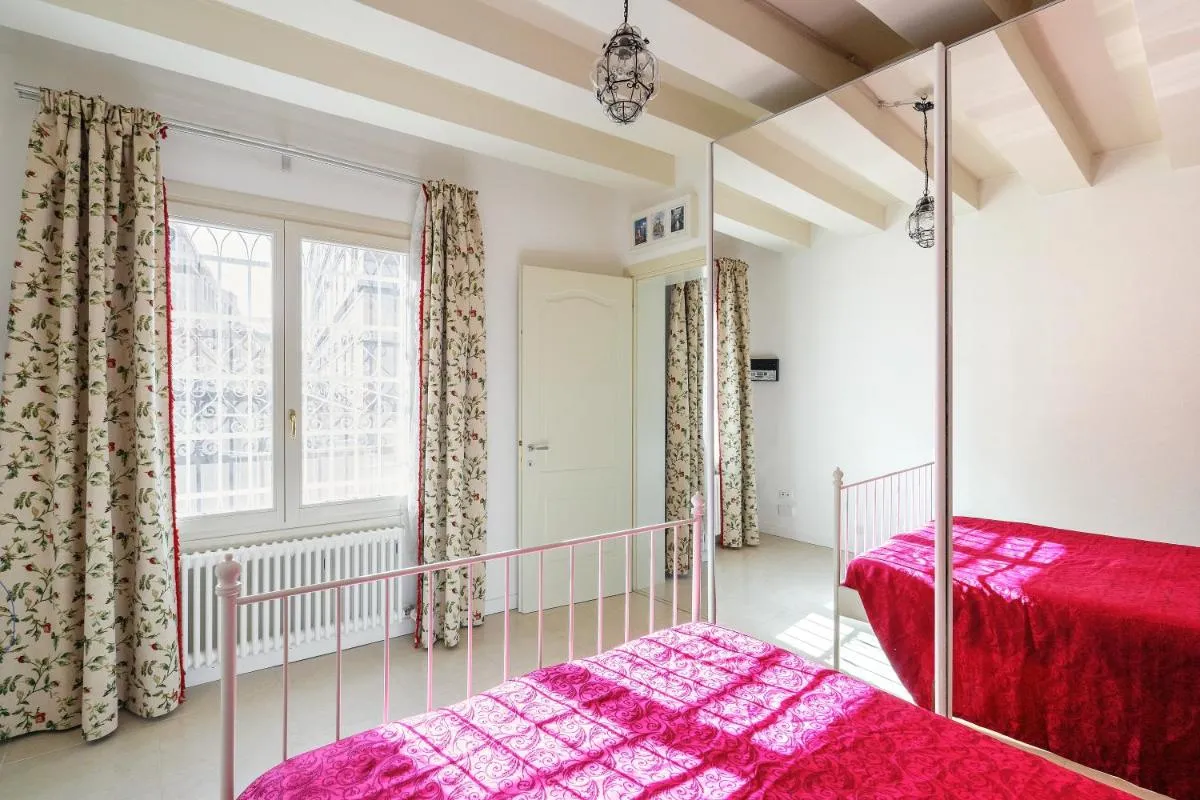 Image 1 of VENICE SUITE DORSODURO