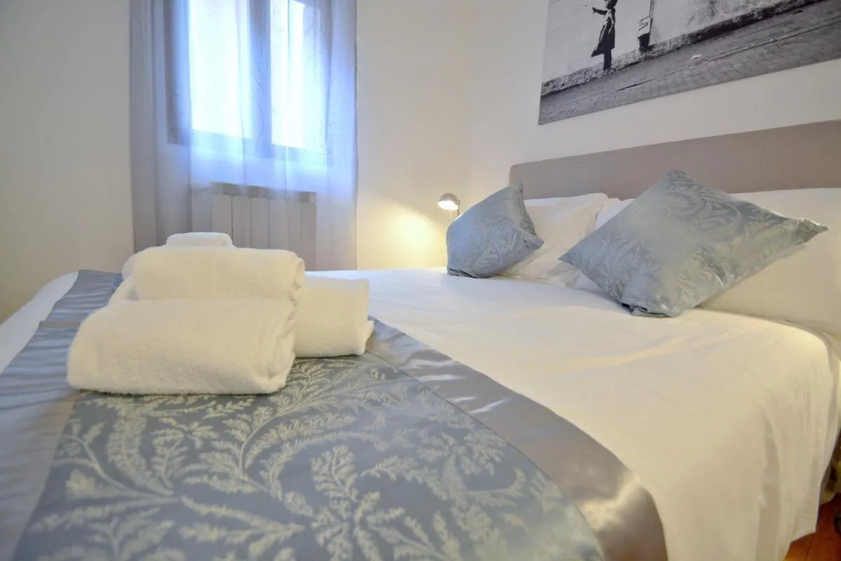 Image 1 of Ve.N.I.Ce Cera Ca’Amata