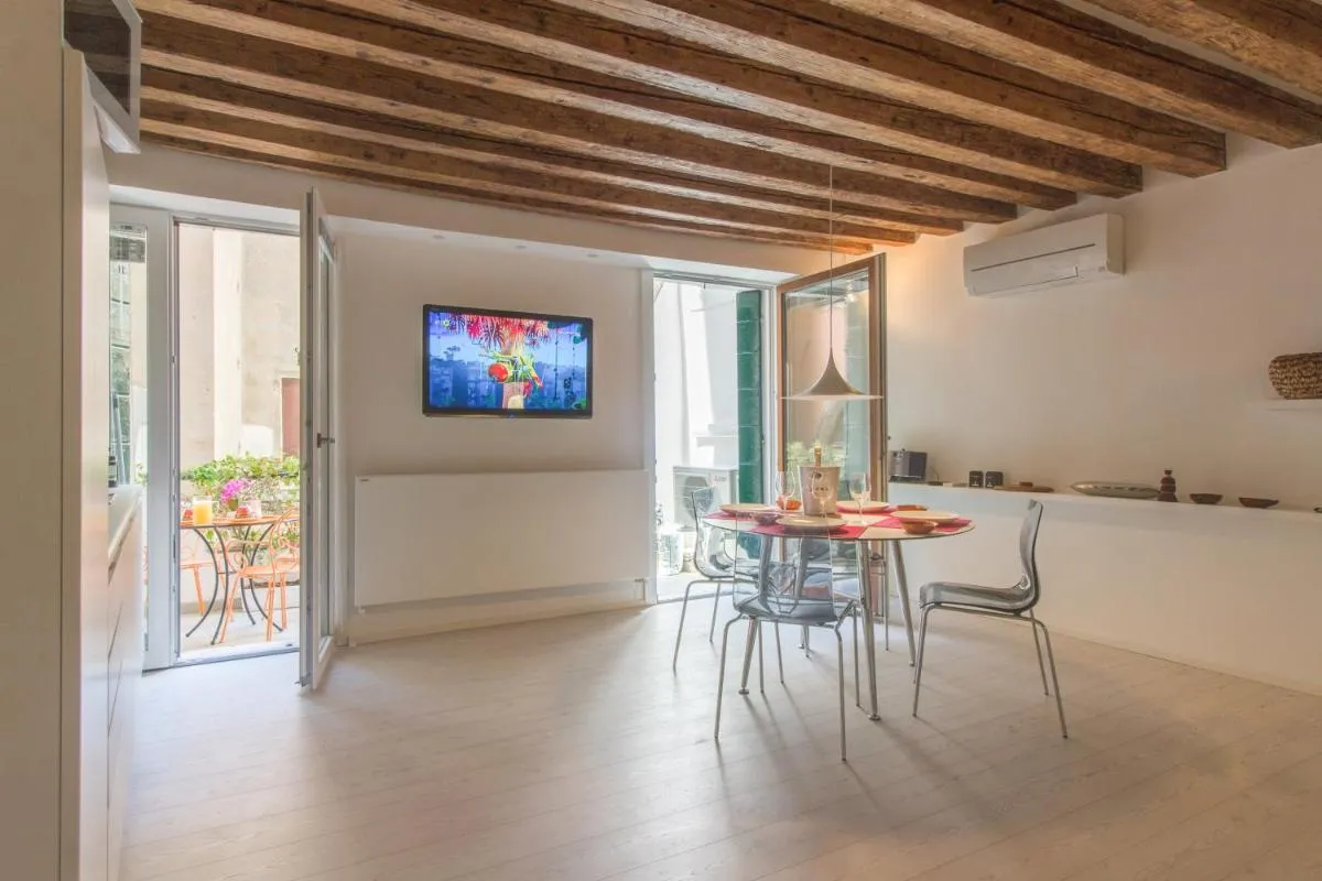 Image 4 of Ve.N.I.Ce. Cera Casa Del Giglio