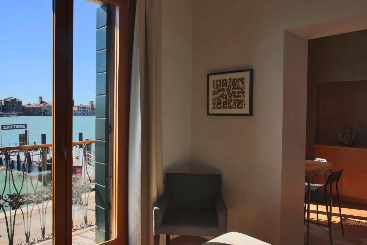 Image 6 of Ve.N.I.Ce. Cera Tintoretto Suite