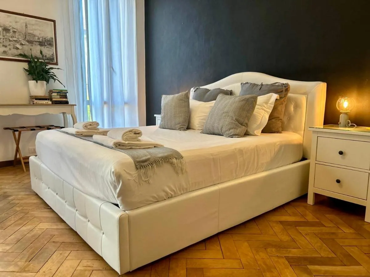 Image 4 of Venetian Experience