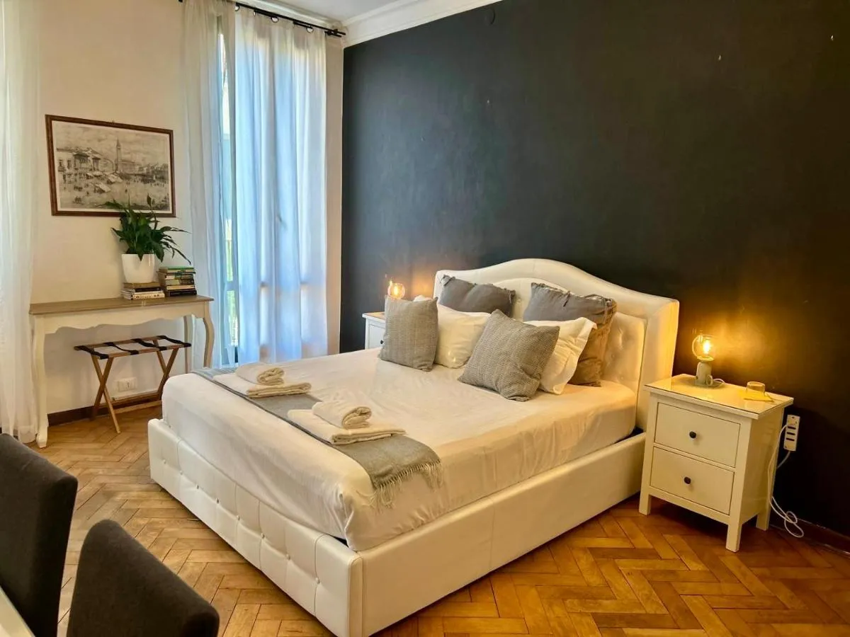 Image 1 of Venetian Experience