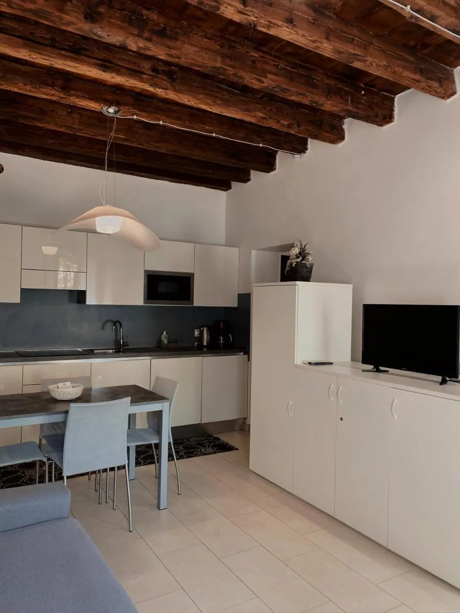 Image 3 of Venetian Mood private apartment