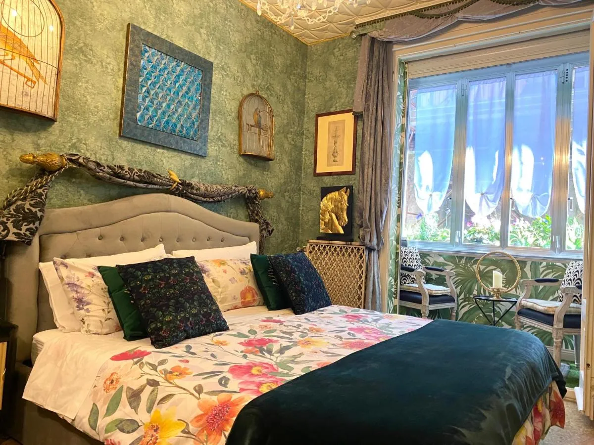 Image 3 of Venetian dream apartment