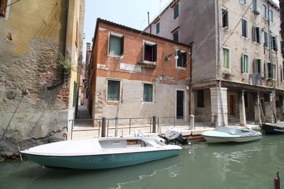 Image 6 of Veneziacentopercento Arsenale Apartment