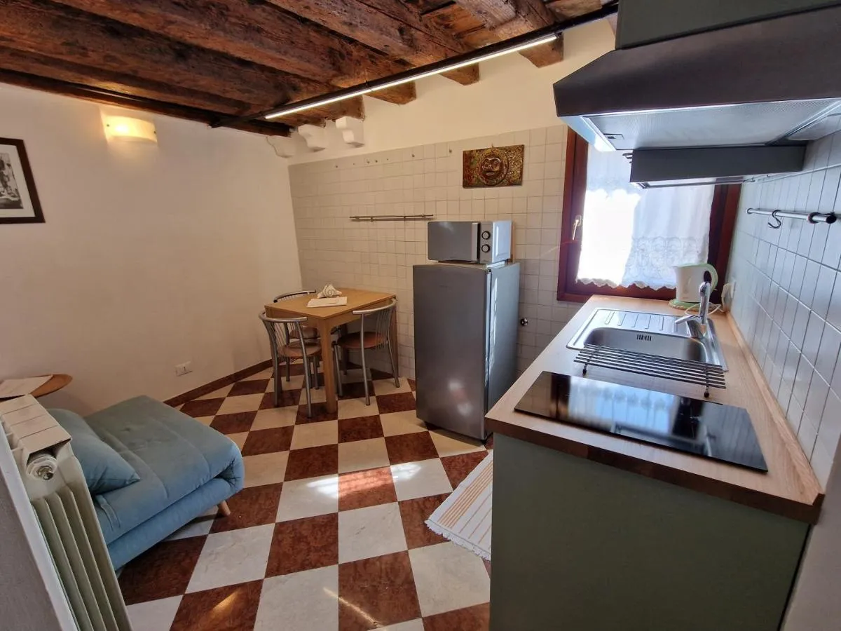 Image 3 of Veneziacentopercento Nicoli Apartment