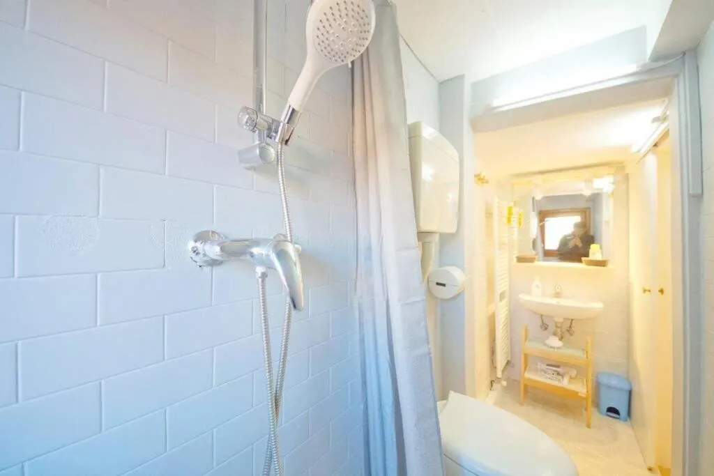 Image 2 of Venice 410 San Polo Roky wifi center city