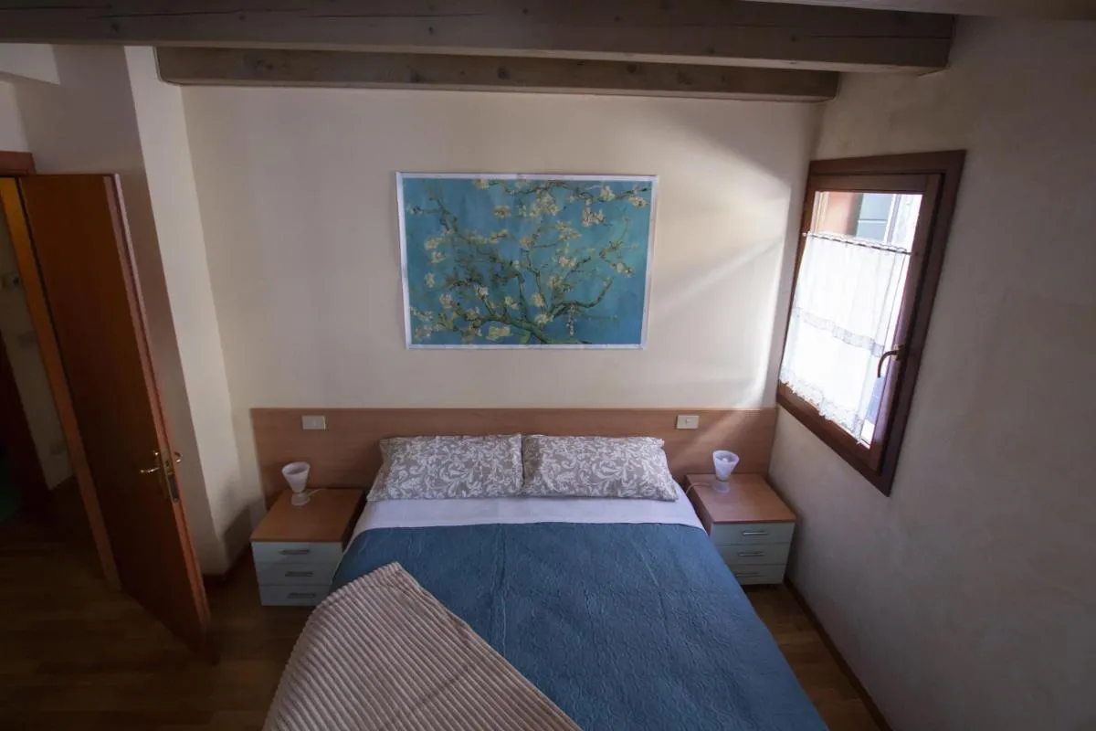 Image 6 of Venice Apartment