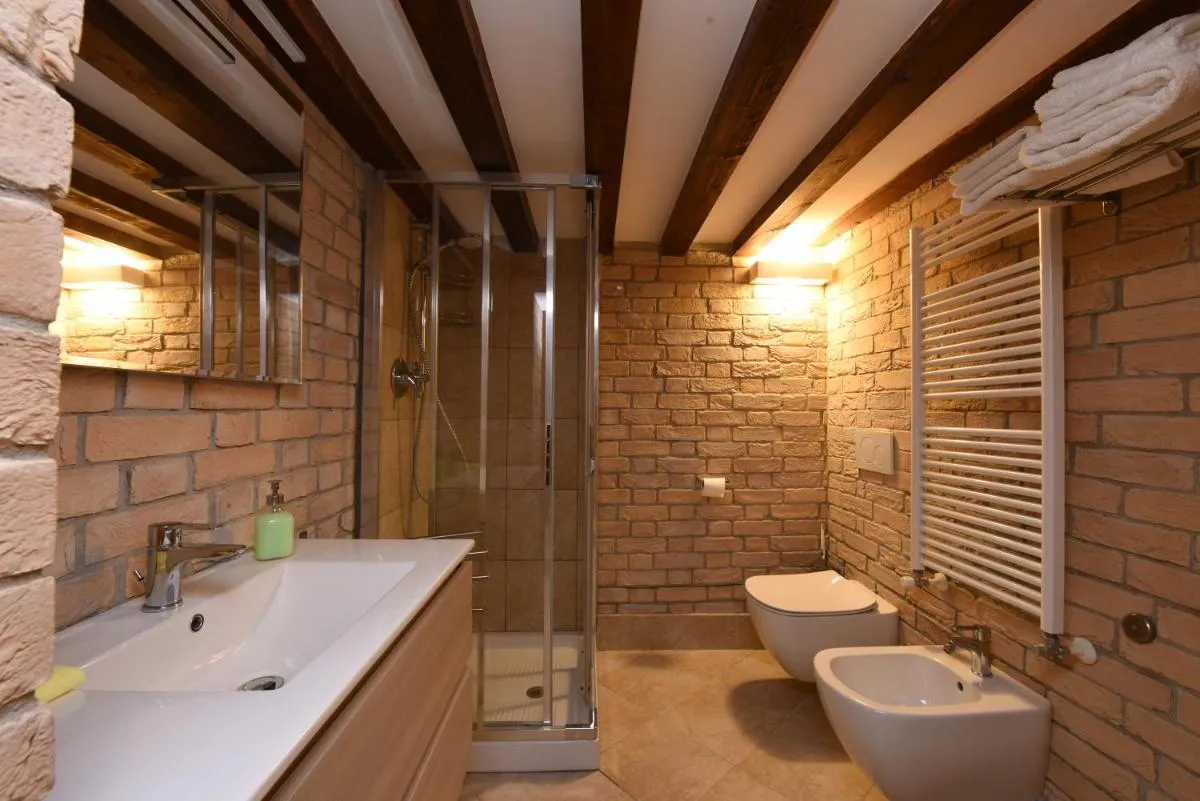 Image 2 of Venice Apartments San Marco