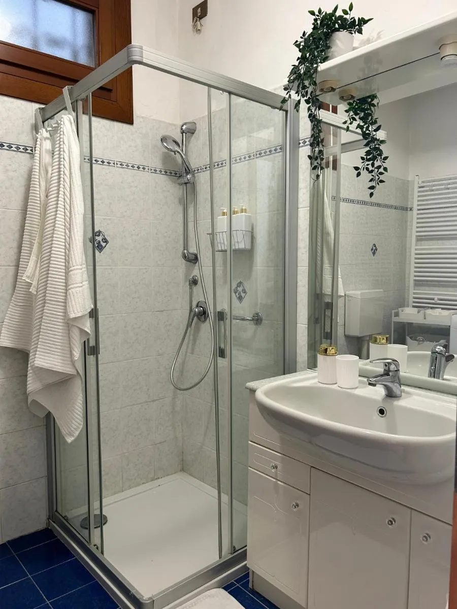 Image 3 of Venice Canal Stay