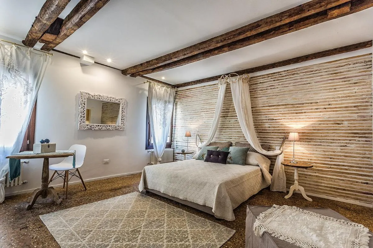 Image 5 of Venice Dream House